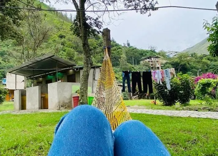 La Hacienda & *